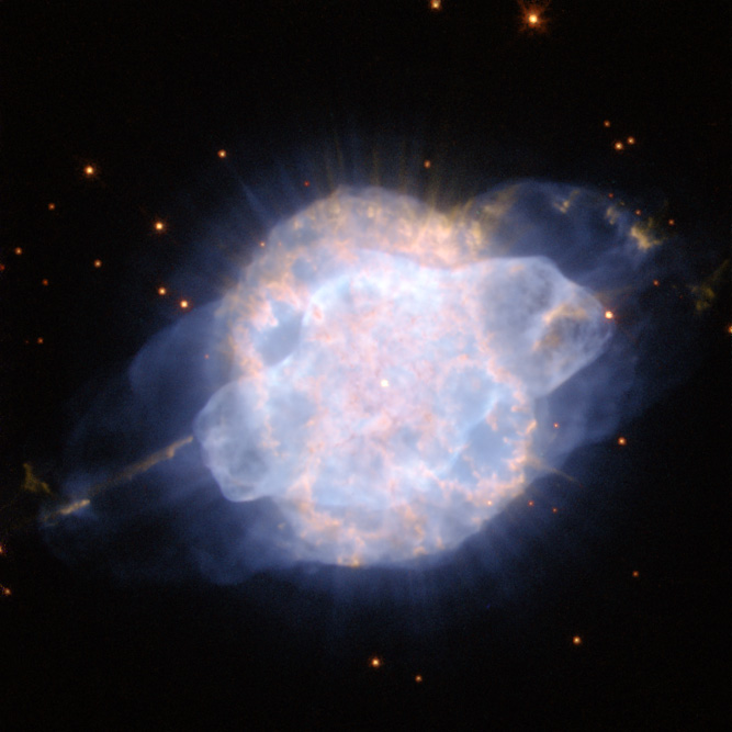 Planetary nebula NGC 3918 Credit HST